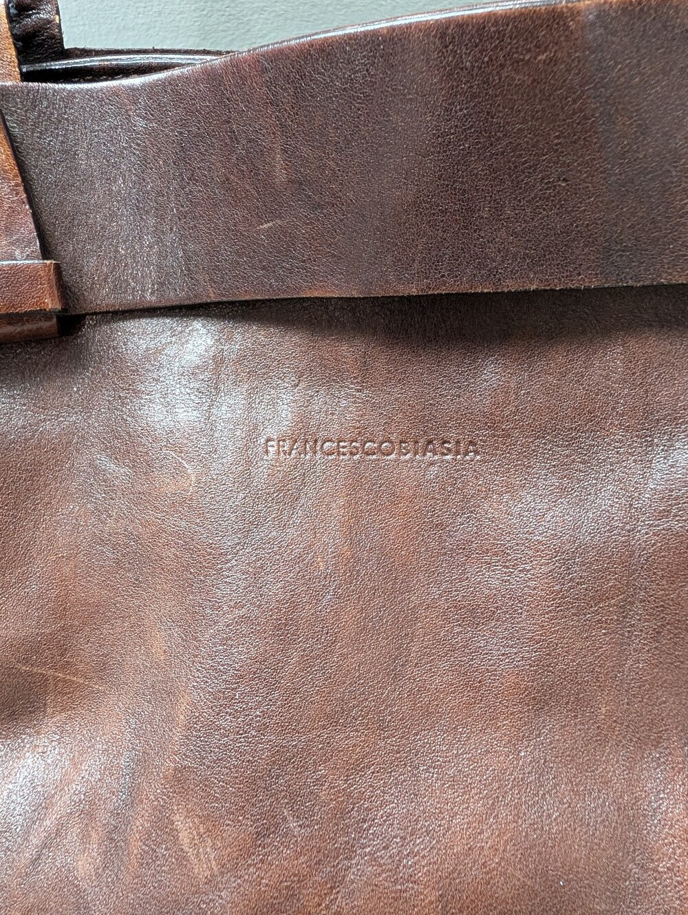 Francesco Biasia Distressed Brown Leather Shoulder Bag with Brass Ring Detail - Picture 5 of 16
